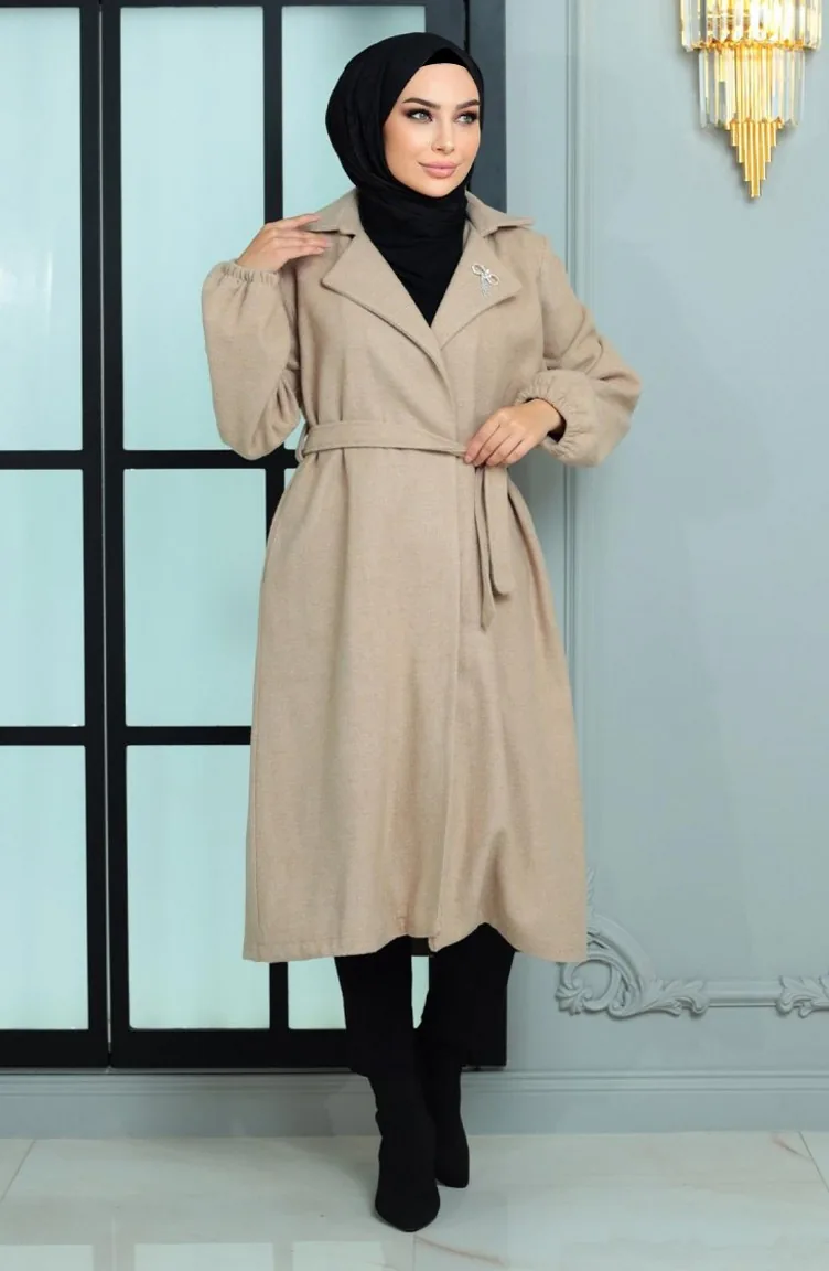 Broche Détaillée Timbre Manteau Beige 19171 15001