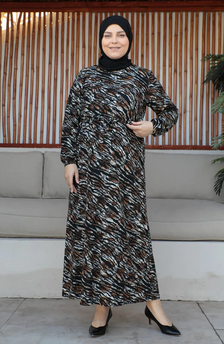 Großes Kleid Mit Gürtel 4579-03 Braun 4579-03