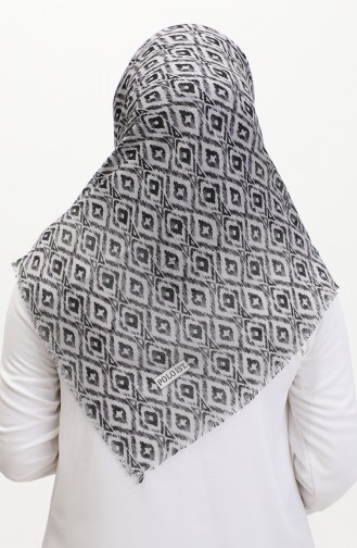 Desenli Flamlı Eşarp 13231-05 Gri Siyah