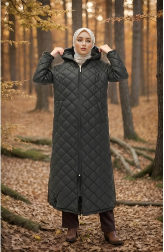 Vivezza Hooded Zippered Quilted Abaya 8513-01 Black 8513-01