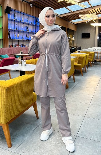 Zweifädiger Trainingsanzug Mit Geraffter Taille 03070-11 Nerz 03070-11