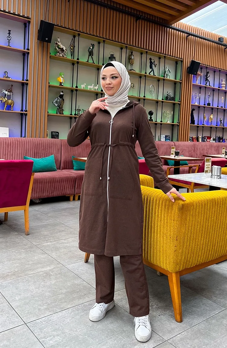 بدلة رياضية بتصميم مُجمع عند الخصر 3065-11 لون بني 3065-11