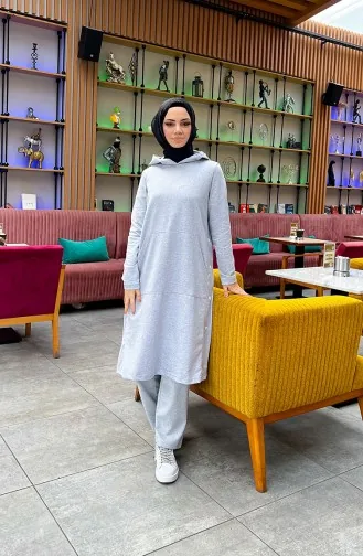 بدلة رياضية بخيطين وتفاصيل مشبكة 3071-12 لون رمادي 3071-12