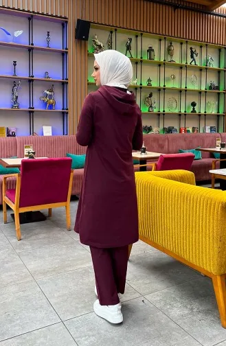 طقم رياضي مزود بغطاء للرأس وأزرار 3072-05 لون خمري 3072-05