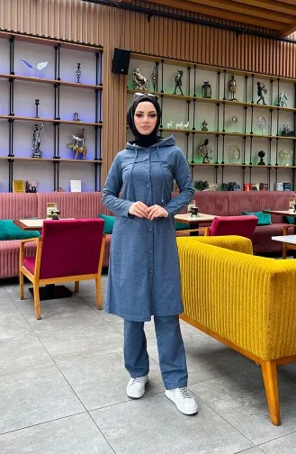 بدلة رياضية مزوّدة بقبعة وأزرار 3072-08 لون نيلي 3072-08