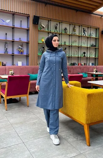 بدلة رياضية مزوّدة بقبعة وأزرار 3072-08 لون نيلي 3072-08