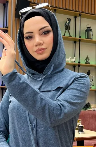 بدلة رياضية مزوّدة بقبعة وأزرار 3072-08 لون نيلي 3072-08