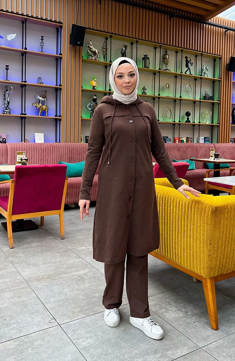 بدلة رياضية بقبعة وأزرار 3072-11 لون بني 3072-11