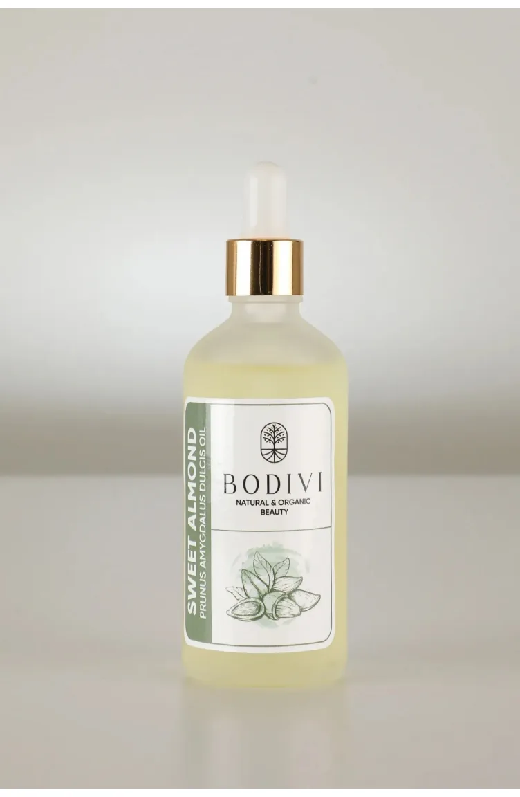 Huile D`Amande Douce Pure Bio Huile D`Amande Douce 100 Ml 81-01 Colorée 81-01