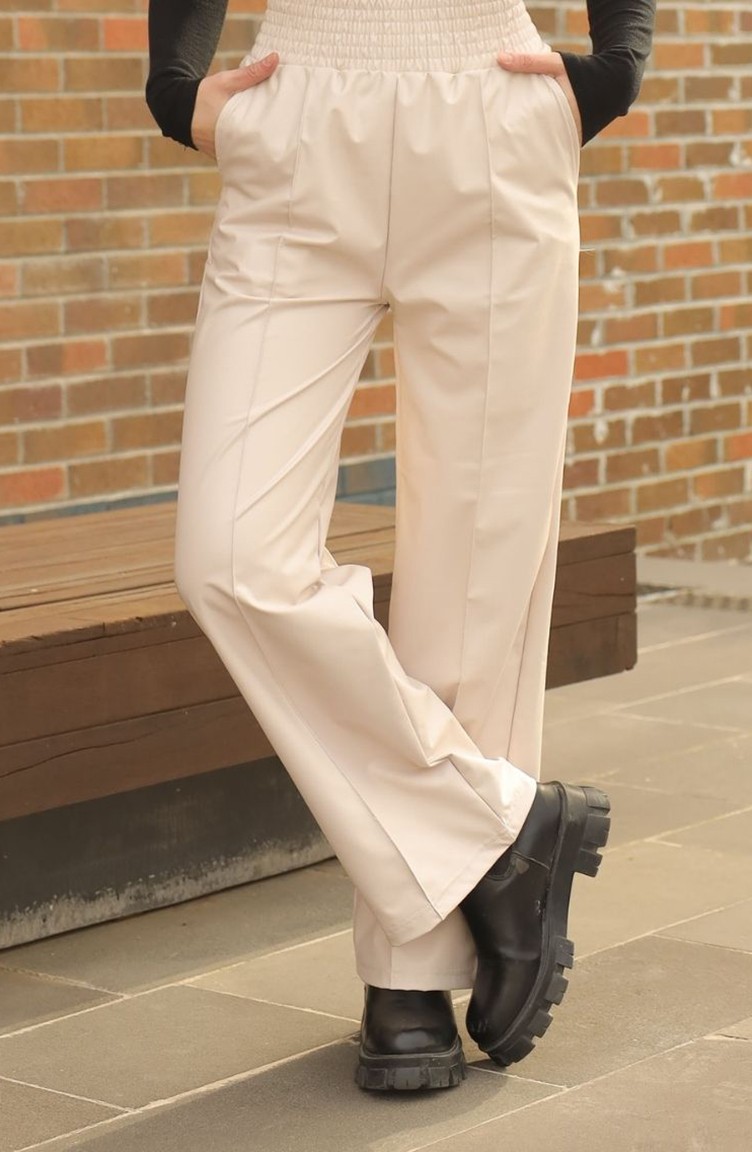 Pantalon cuir beige 2025