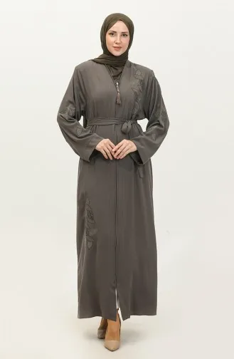 عباية منقوشة بأحجار المنك ومطرزة بالأحجار 7845.Vizon