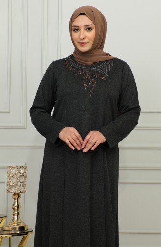 Büyük Beden Nakışlı Viskon Elbise 4879-03 Siyah