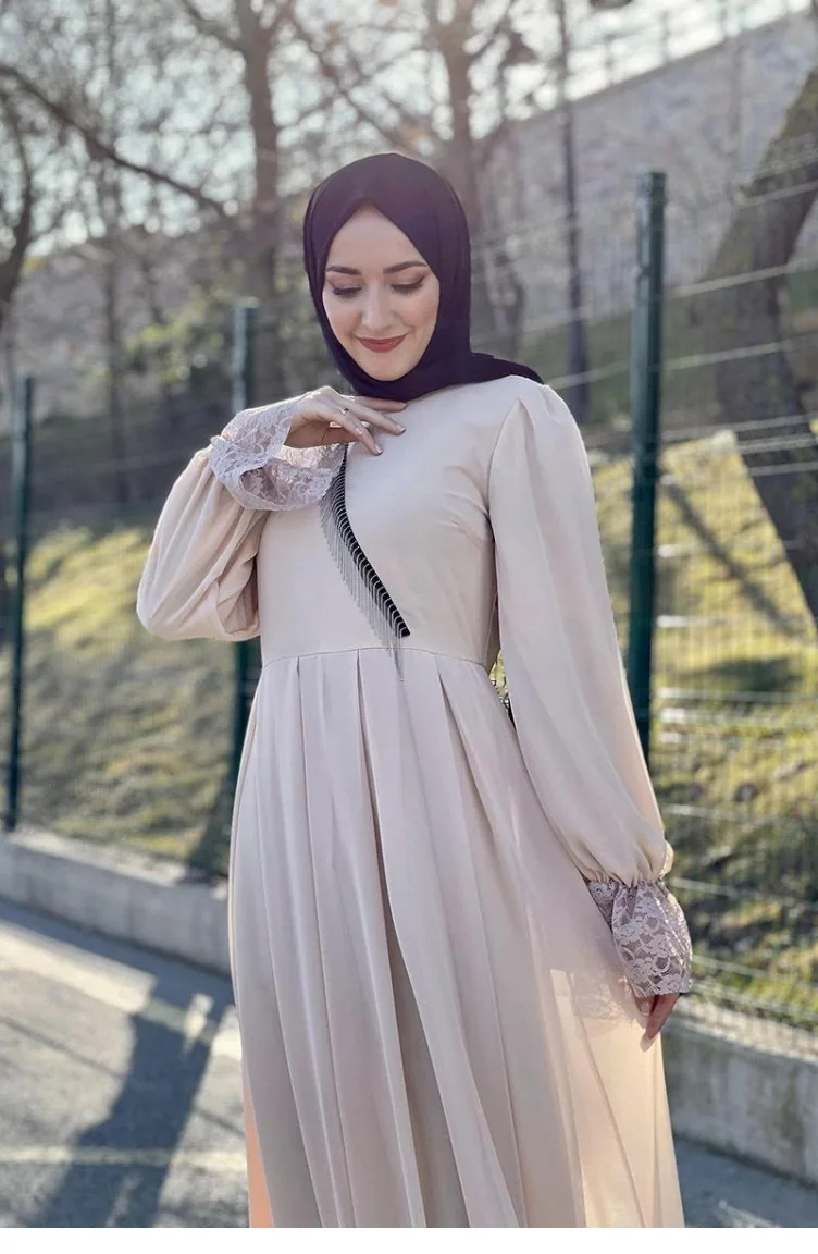 5402End Chained Hijab-Kleid Beige 8133