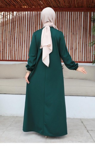 2060Mg فستان حجاب مطرز بالترتر باللون الأخضر الزمردي 9292