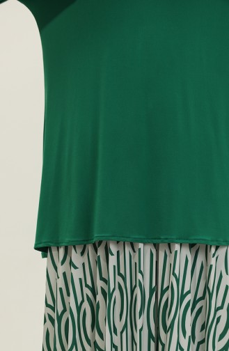 بدلة تنورة مطوية باللون الأخضر Tk220 599