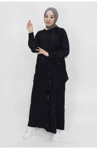 بدلة من قماش إيروبين مُزخرف بتفاصيل جيوب وهمية من بوينت 14195-01 لون أسود 14195-01