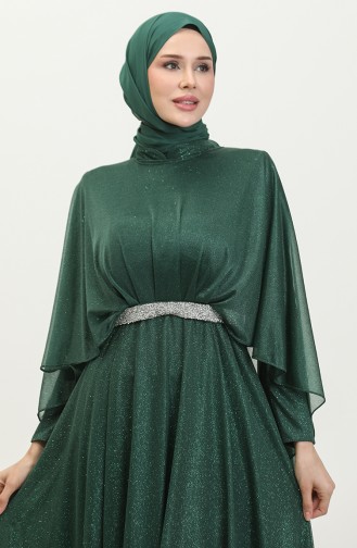 فستان سهرة نسائي مقاس كبير مع كيب وجليتر 8098 أخضر زمردي 8098.ZÜMRÜT YEŞİLİ