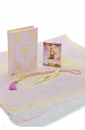 Quran With English Meaning And Medina Calligraphy And Prayer Rug Set Pink 4897654305480 4897654305480