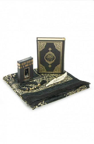 Quran With Medina Calligraphy With English Meaning And Prayer Mat Set Black 4897654305481 4897654305481
