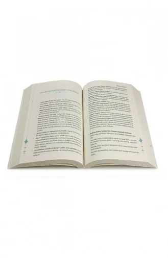 Kainat Eczanesi Zeynep Işık Büyükbay 9786250009321