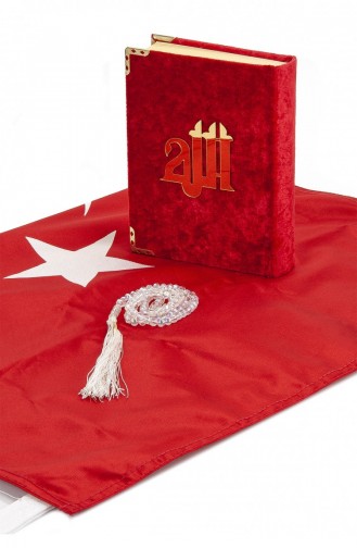 طقم مصحف مخملي مع مسبحة بتصميم صندوق العلم التركي 9789753899867 9789753899867