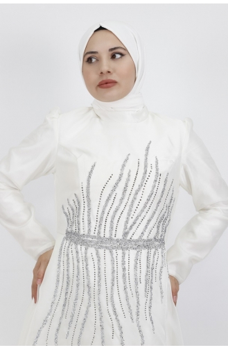 فستان سهرة للحجاب مزين بأحجار لامعة من قماش التول 1191-01 لون أبيض 1191-01