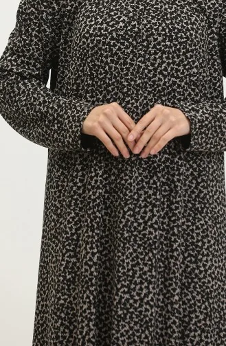 Großes Viskosekleid Mit Steinmuster 4430H-01 Schwarz 4430H-01