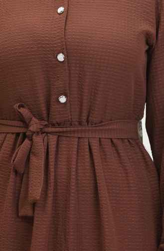 Robe A Ceinture Et Froufrous Demi Boutonné 0404-02 Marron 0404-02