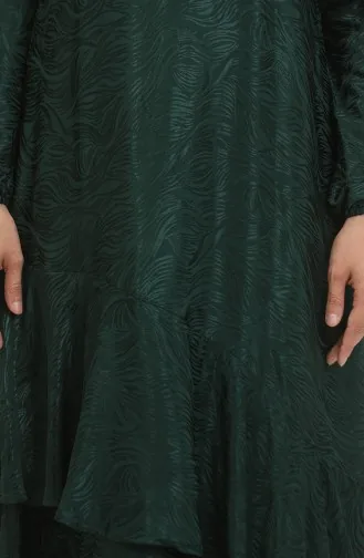 Volan Detaylı Jakarlı Elbise 81866-06 Zümrüt Yeşili