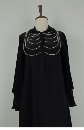 Grote Maat Jurk Met Stenen Detail Aan De Voorkant Zwart 7853 1317