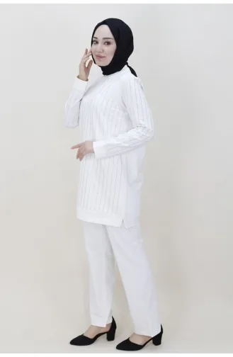 بدلة مزدوجة من القماش بخيطين وطبعات حجرية 71187-02 لون إكرو 71187-02