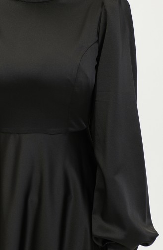 Abendkleid Aus Satin Mit Körbchen 52895-02 Schwarz 52895-02