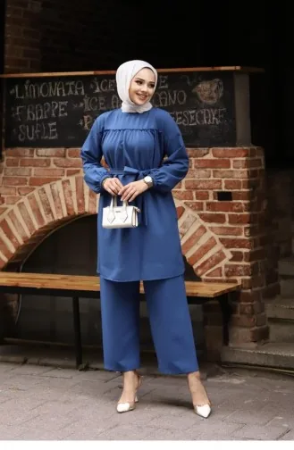 بدلة حجاب مفصلة مكشكشة باللون النيلي 371