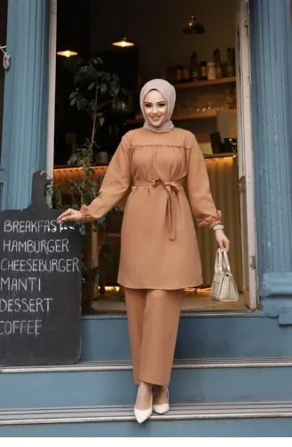 Costume Camel Hijab Détaillé à Volants 374