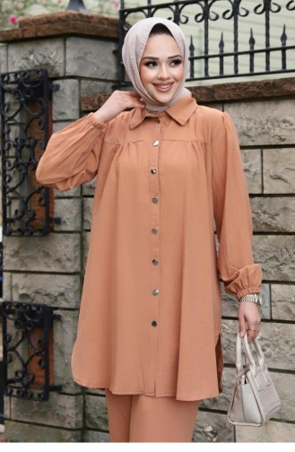 Raffinierter Detaillierter Hijab-Kamelanzug 400