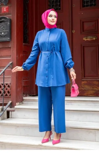 بدلة حجاب مفصلة بياقة القاضي باللون النيلي 466