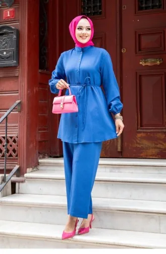 بدلة حجاب مفصلة بياقة القاضي باللون النيلي 466