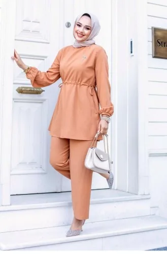 Bronzen Gedetailleerd Hijab Kameelpak 483