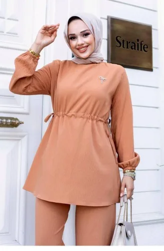Bronzen Gedetailleerd Hijab Kameelpak 483