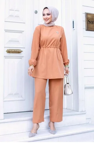 Bronzen Gedetailleerd Hijab Kameelpak 483