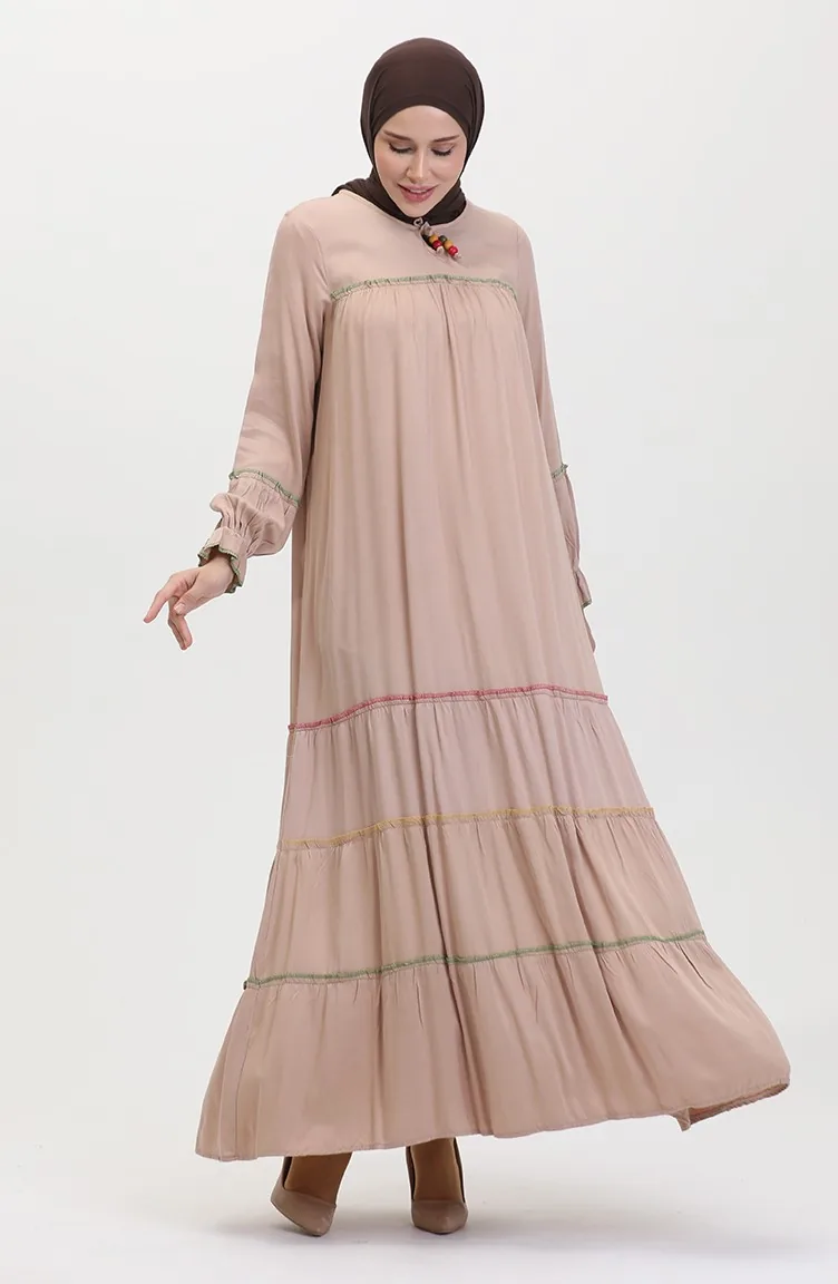 Farbiges Gerafftes Kleid Mit Overlocks 25Y1173-04 Beige 25Y1173-04