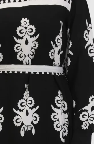 Gemustertes Viskosekleid Mit Gürtel 0443-02 Schwarz 0443-02