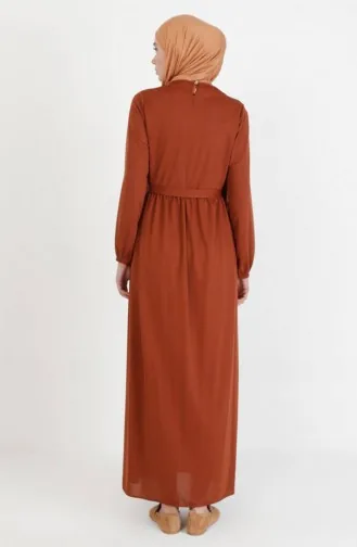 فستان بتصميم حزام للخصر 7979-01 لون أسمر ضارب للصفرة 7979-01