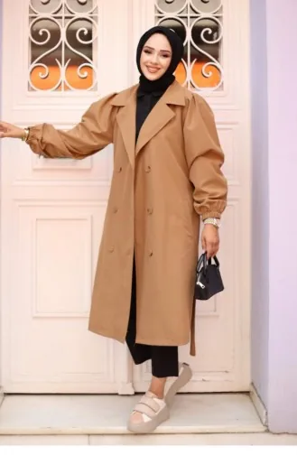 Omzu Pileli Detaylı Trençkot Camel 4429
