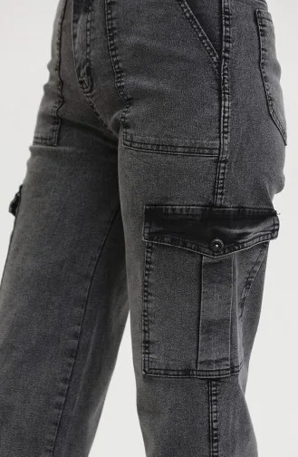 بنطال جينز بتفاصيل جيوب 2828-05 لون فحمي 2828-05