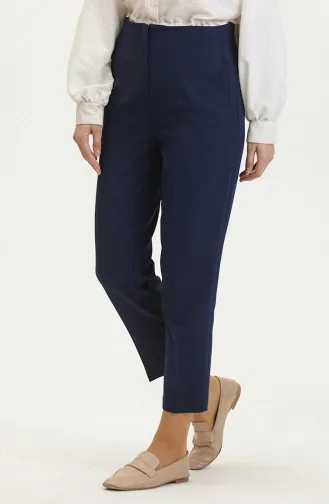 Geknöpfte Hose Mit Schmalem Bein 8011-03 Marineblau 8011-03