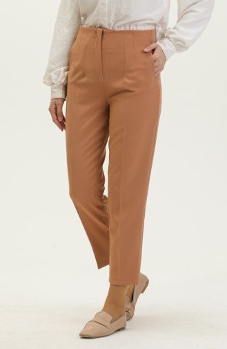 Geknöpfte Skinny-Leg-Hose 8011-04 Beige 8011-04