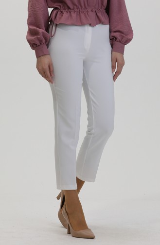 Geknöpfte Hose Mit Schmalem Bein 8012-04 Weiß 8012-04