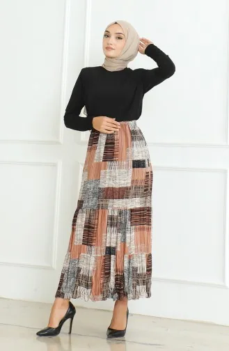 تنورة مطوي منقوش مقاس كبير 3165D-03 كريمي 3165D-03