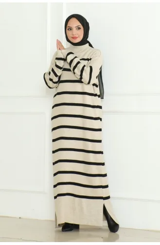 Gestreiftes Strickkleid Mit Halbem Rollkragen 253-01 Nerz 253-01